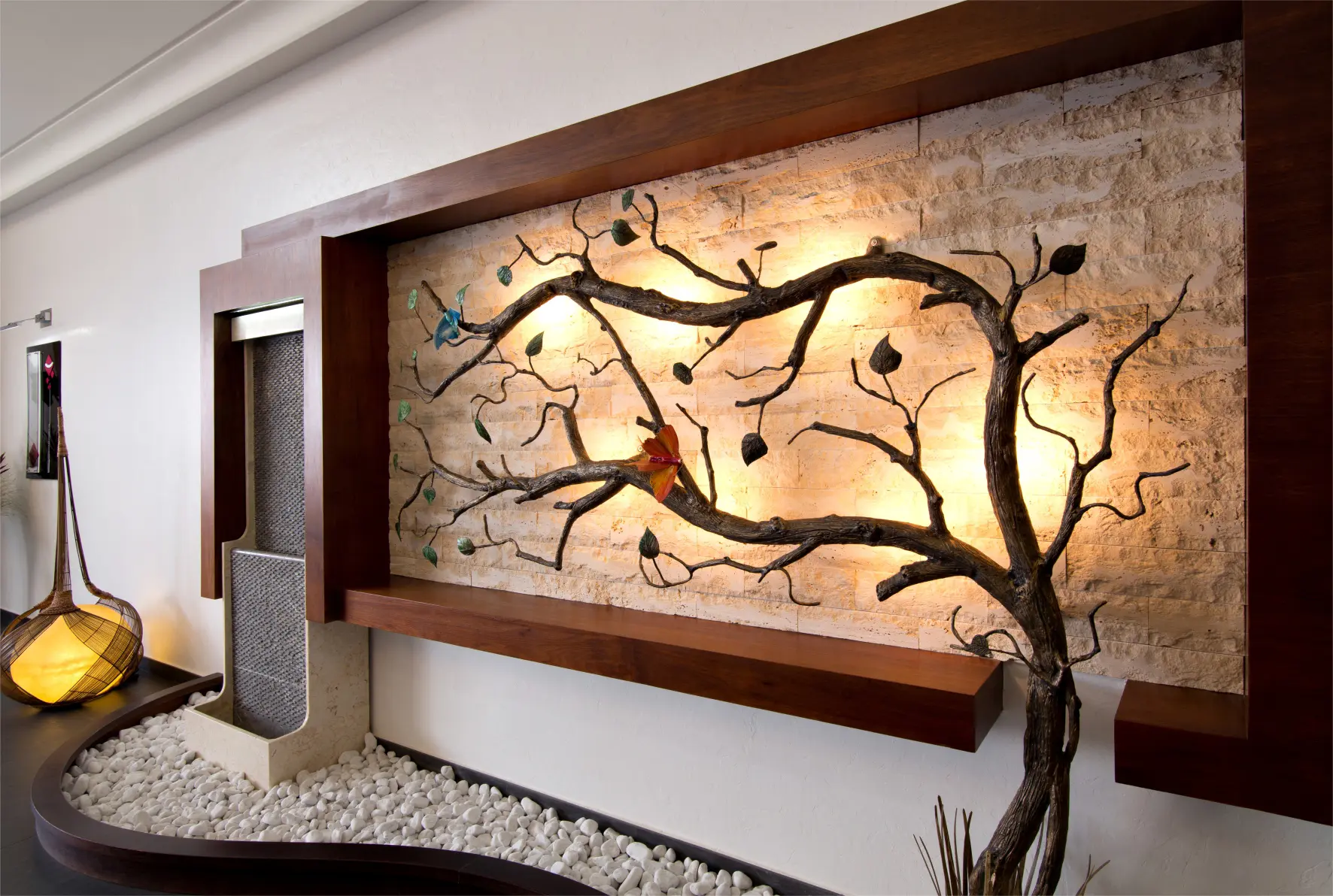 Tree sculpture